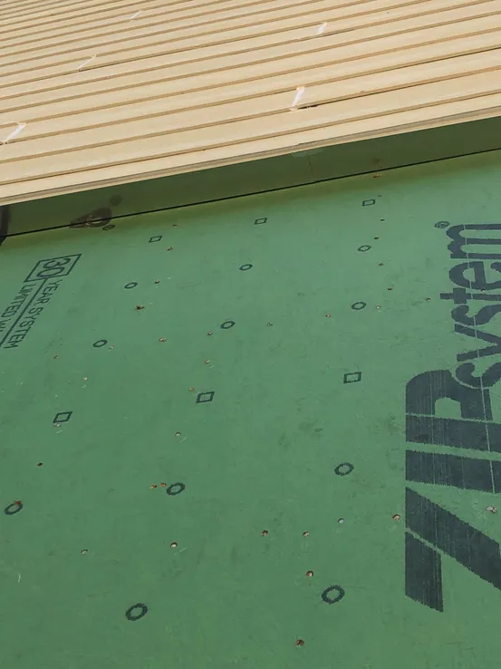 Poor corner wrap technique leaving gap in weather barrier