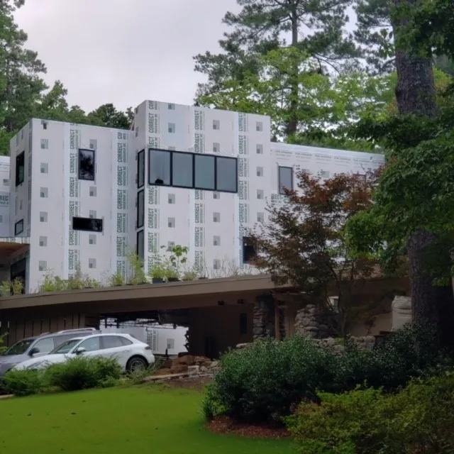 Apartment complex housewrap installation, Georgia